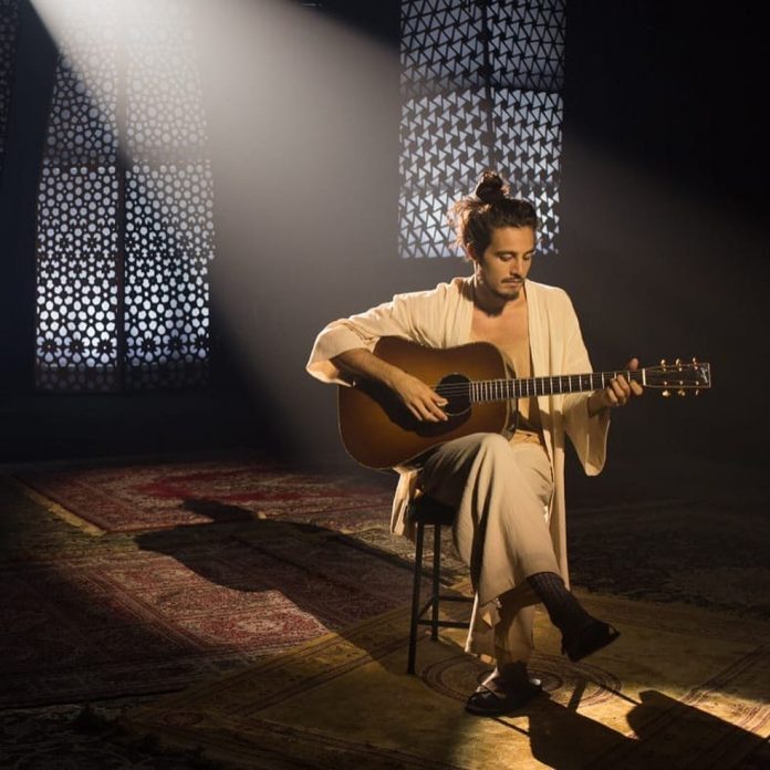 IMAGEM NA CAIXA DE CD - REPRODUÇÃO INSTAGRAM TIAGO IORC