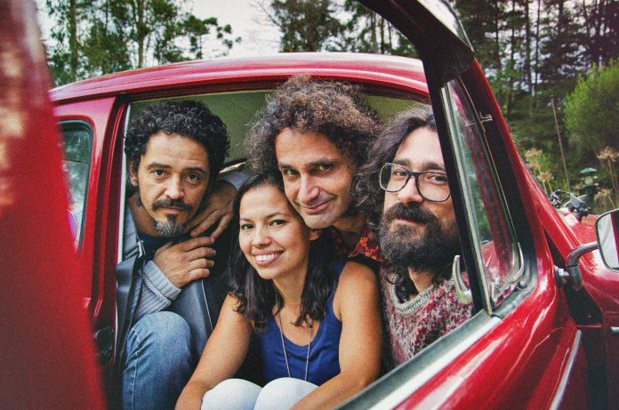 CENA INDEPENDENTE 3 - ED 74 - OS TRUTAS -