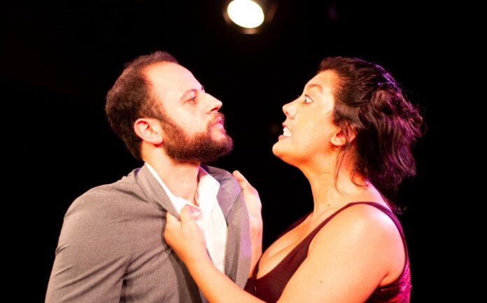 2 - João Neto e Patrícia Thomaz na comédia Vida Privada - Crédito fotográfico Lucas Cézar (002)