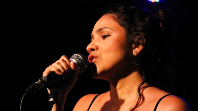 2 - Naiara Martins - Divulgação
